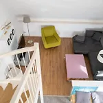 Apartment 8 Admiralskoje *