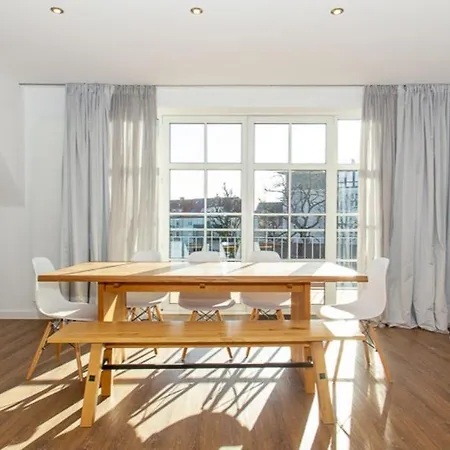 8 Admiralskoje Apartment