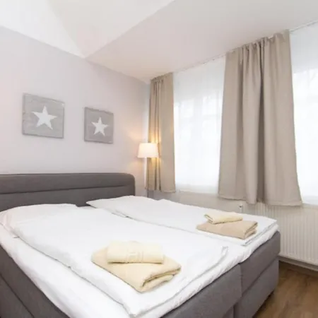 Apartment 8 Admiralskoje *