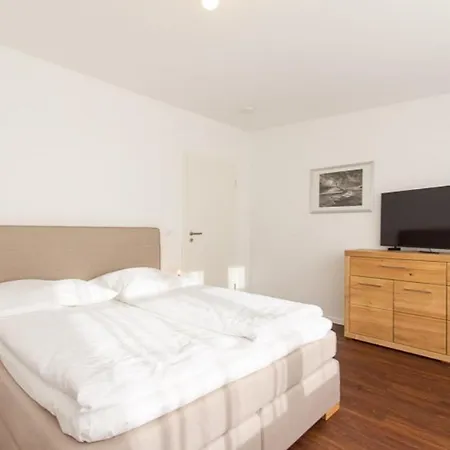 Apartment 8 Admiralskoje *
