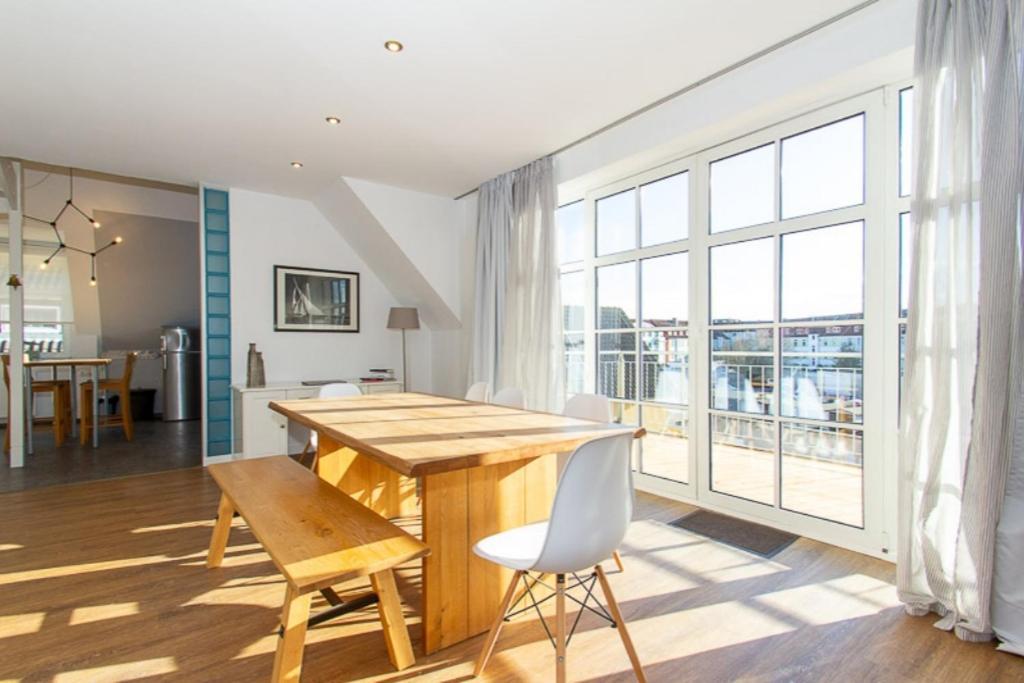 Apartment 8 Admiralskoje *