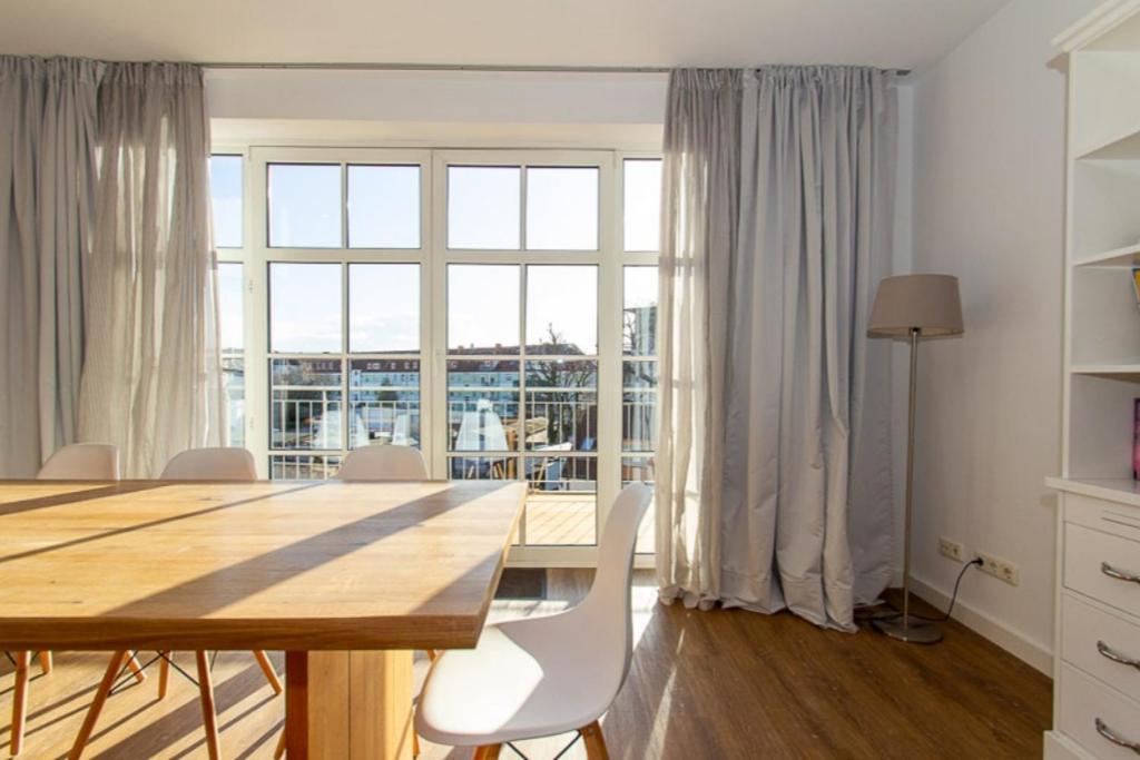 Apartment 8 Admiralskoje *